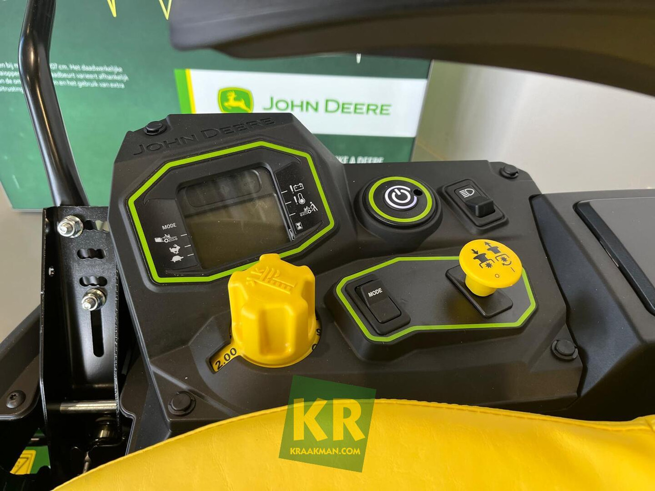 Gazonmaaier Z370R ELECTRIC John Deere