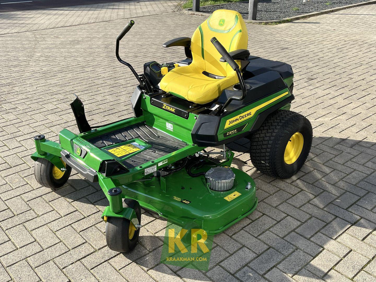 Gazonmaaier Z370R ELECTRIC John Deere