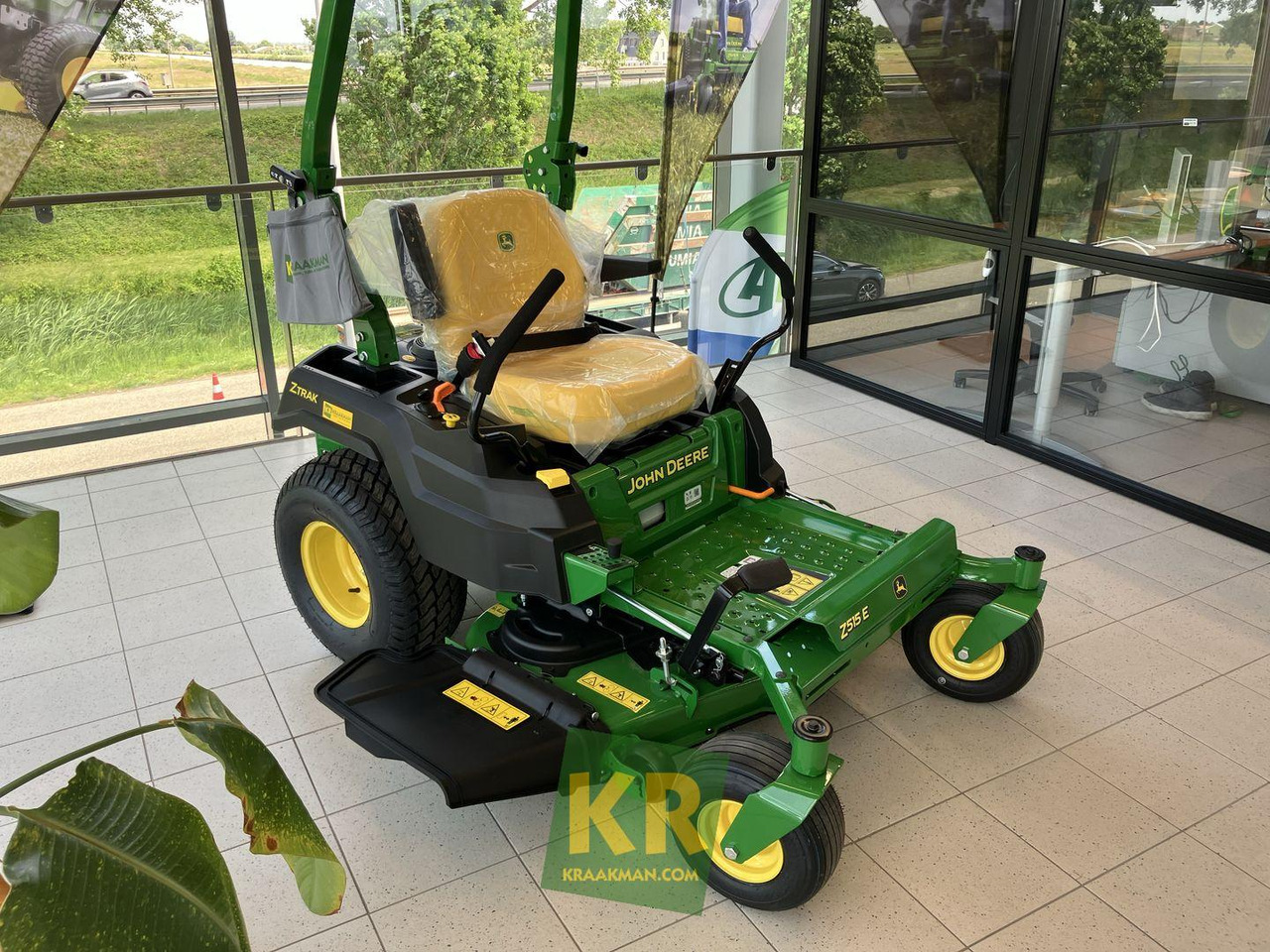 Gazonmaaier Z515E ZEROTURN John Deere