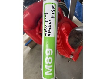 Gedragen veldspuit WATERPOMP onbekent