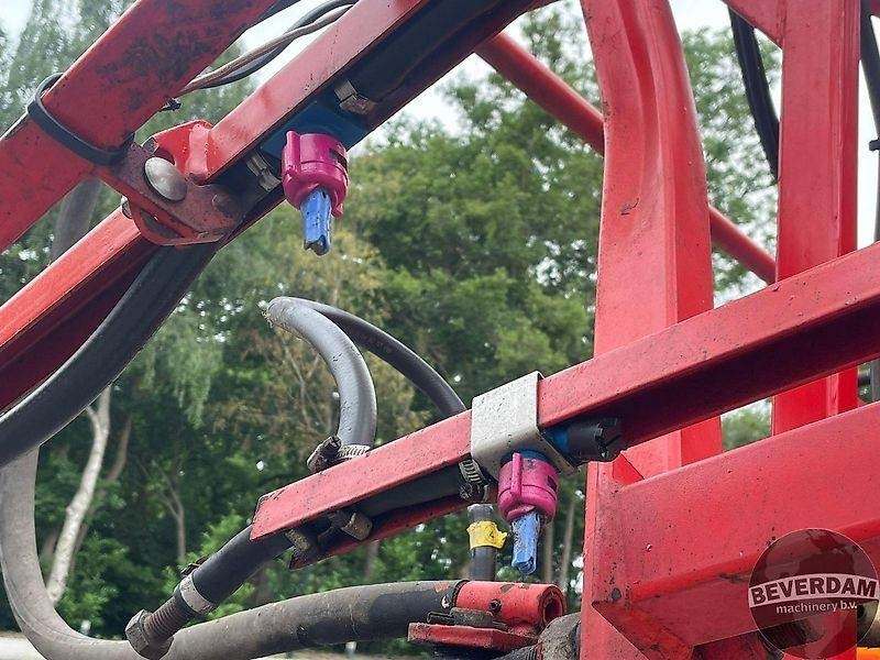 Getrokken veldspuit Rau D2 24