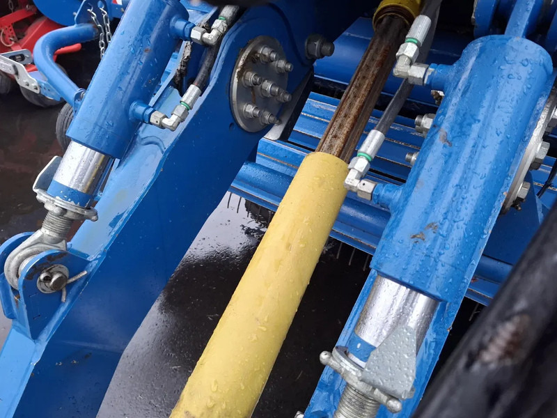 Landbouwmachine Göweil G-1F125