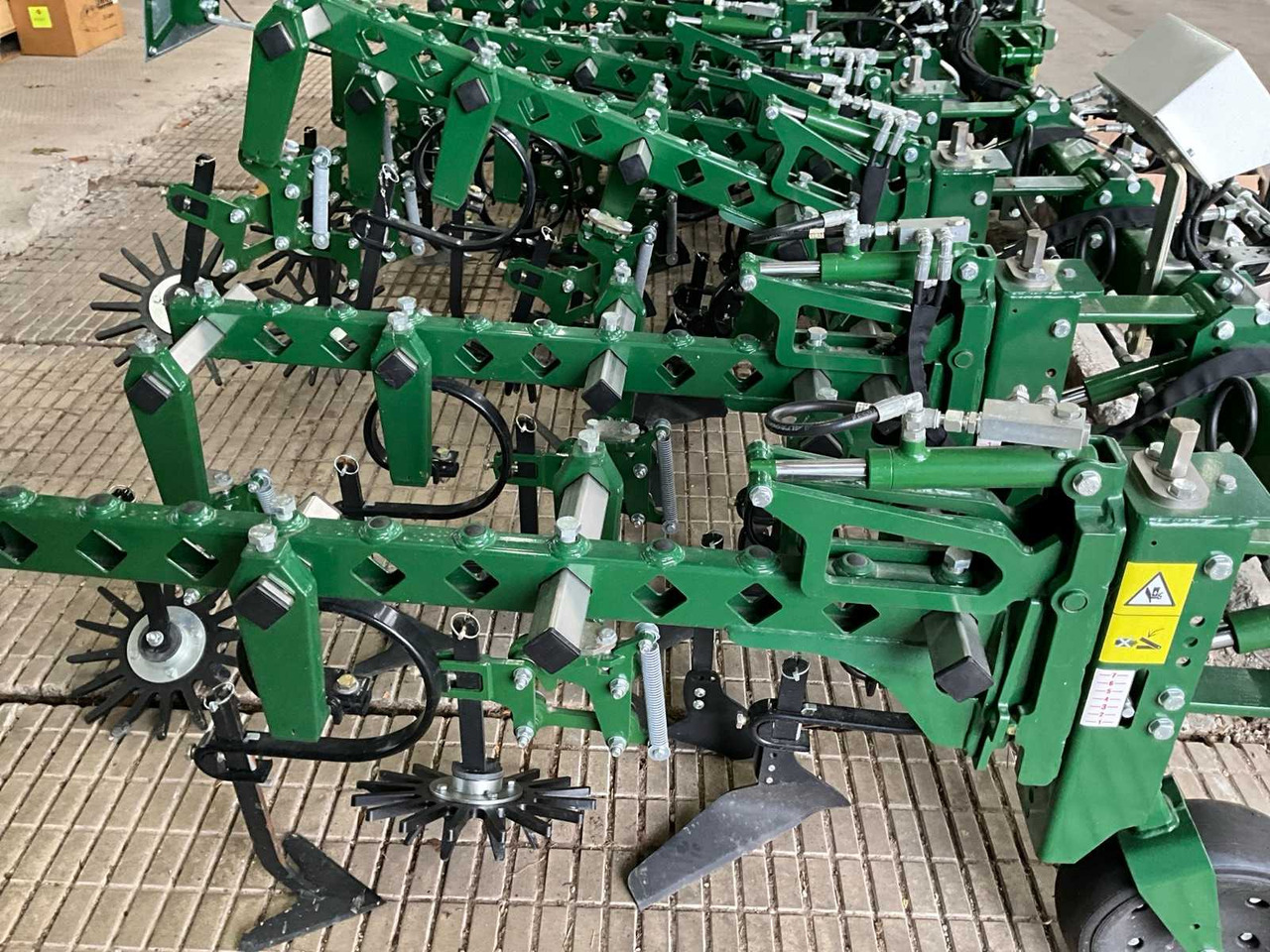 Grondbewerking toebehoor Garford Interrow 12 rijer