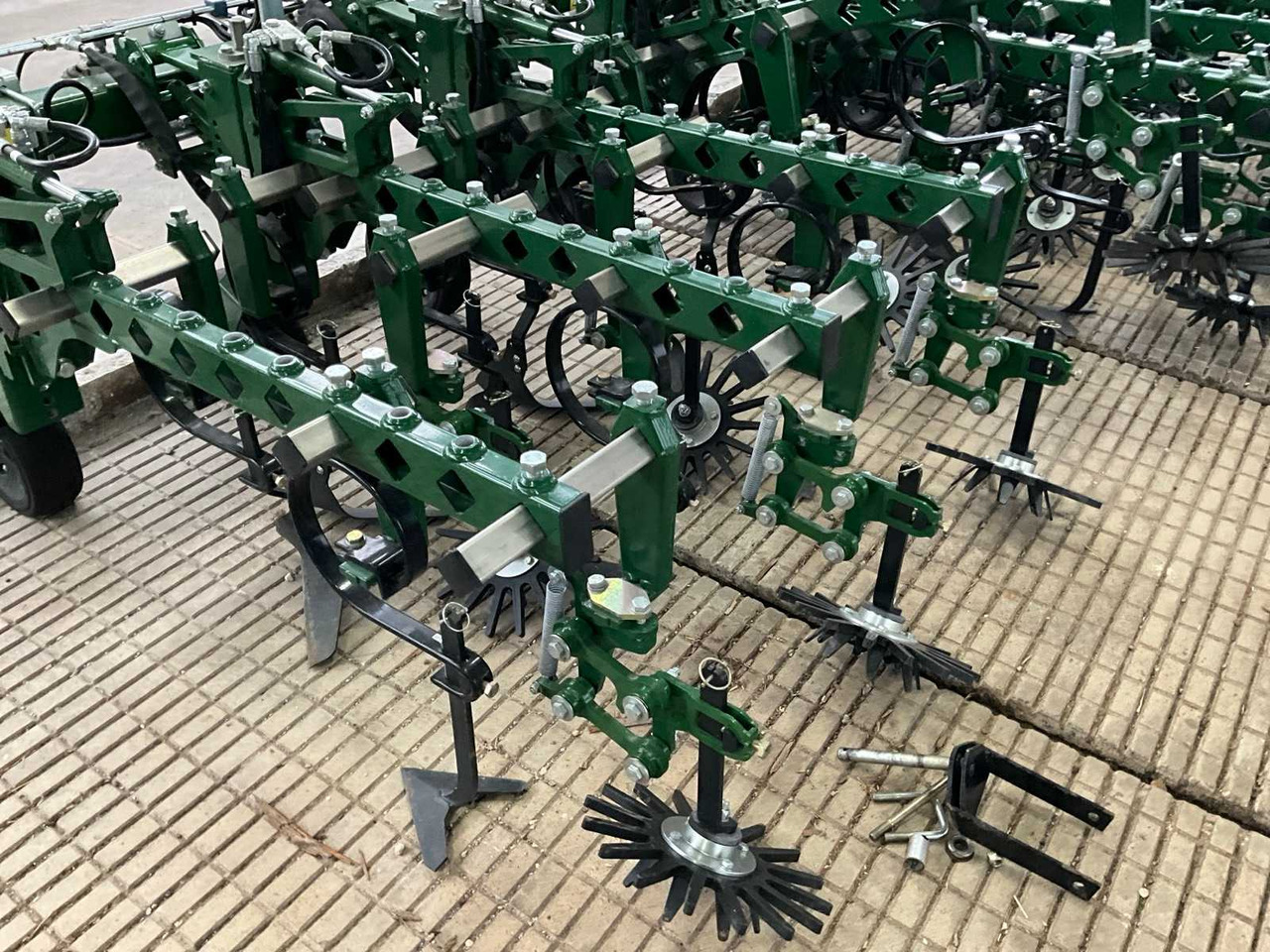 Grondbewerking toebehoor Garford Interrow 12 rijer