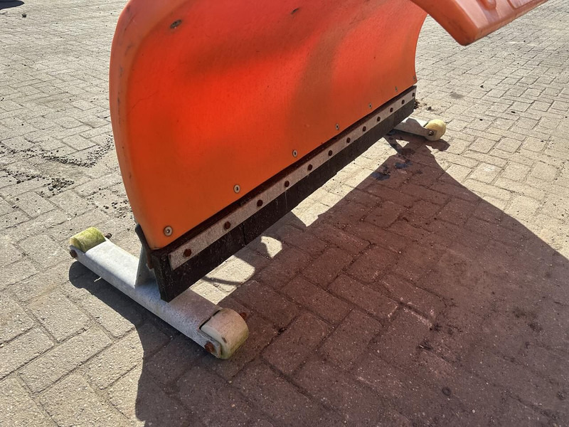 Grondbewerking toebehoor Sneeuwschuif - Gebruikt