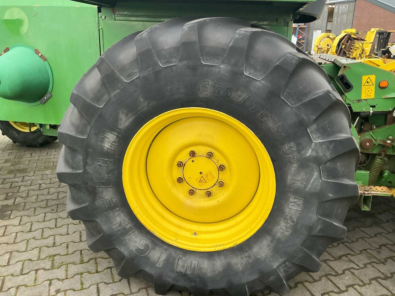 Hakselaar 1999 JOHN DEERE 6750 FORAGE HARVESTER