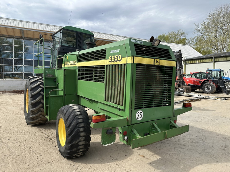 Hakselaar John Deere 6650 FOR PARTS