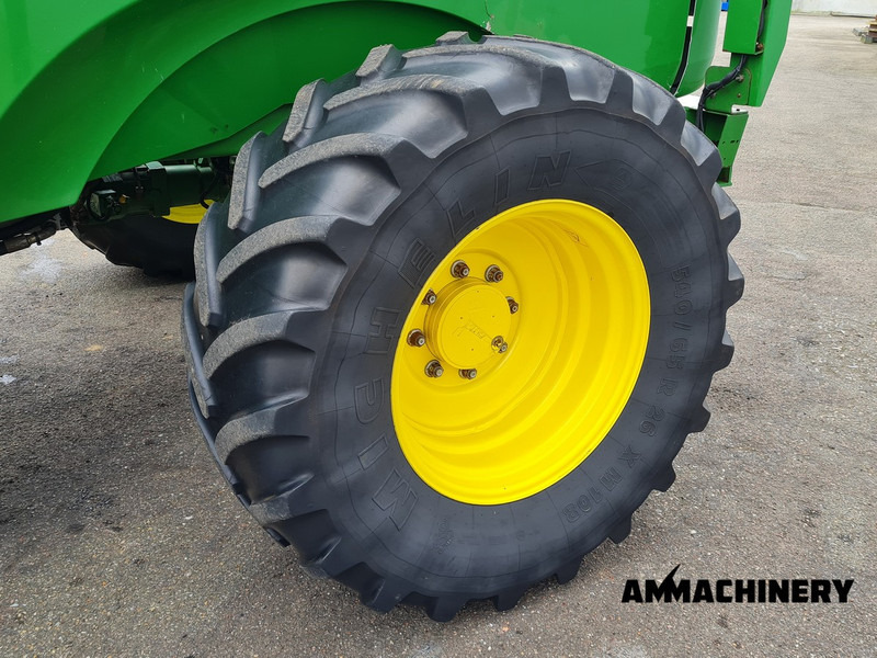 Hakselaar John Deere 7400 forage harvester