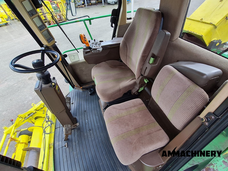 Hakselaar John Deere 7400 forage harvester