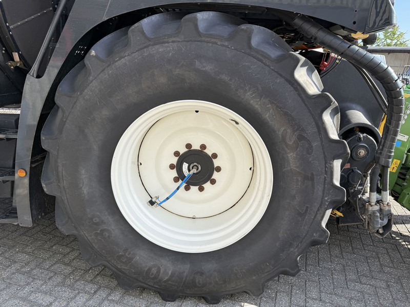Hakselaar New Holland FR550 Forage Cruiser + Krone Easycollect