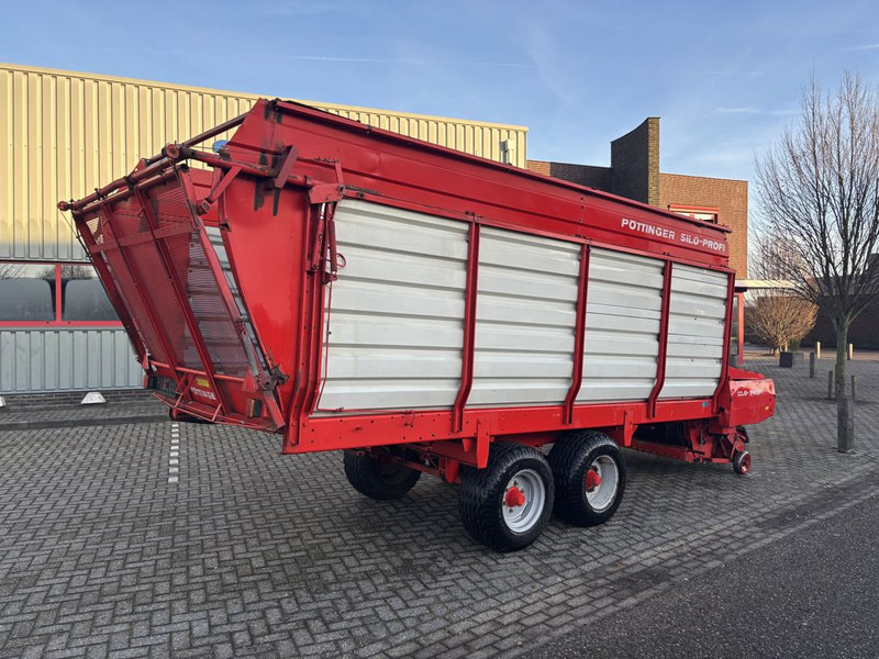 Hakselaar Pottinger SW102 Opraapwagen