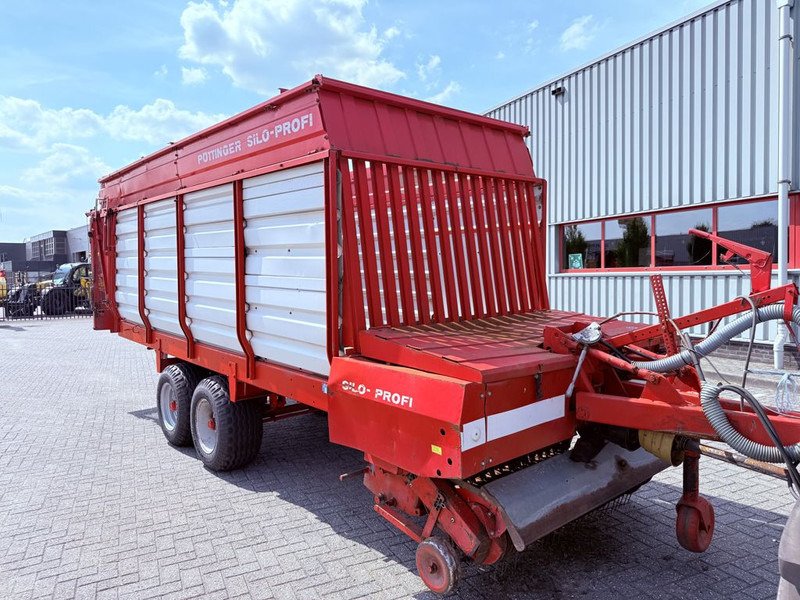Hakselaar Pottinger SW102 Opraapwagen
