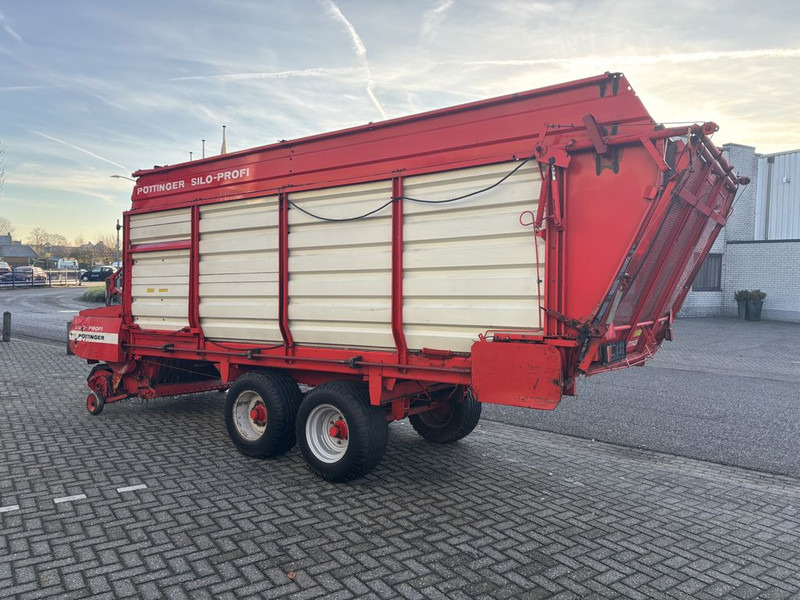 Hakselaar Pottinger SW102 Opraapwagen