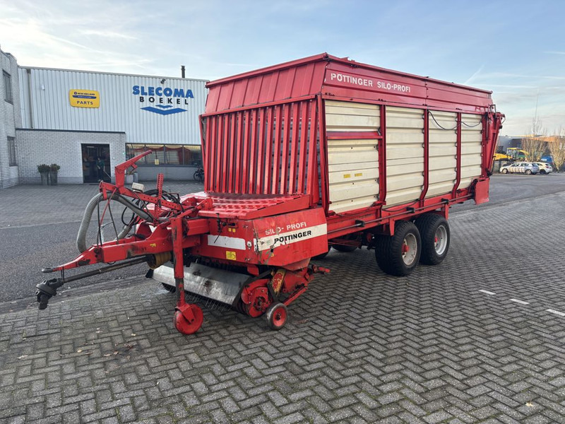 Hakselaar Pottinger SW102 Opraapwagen
