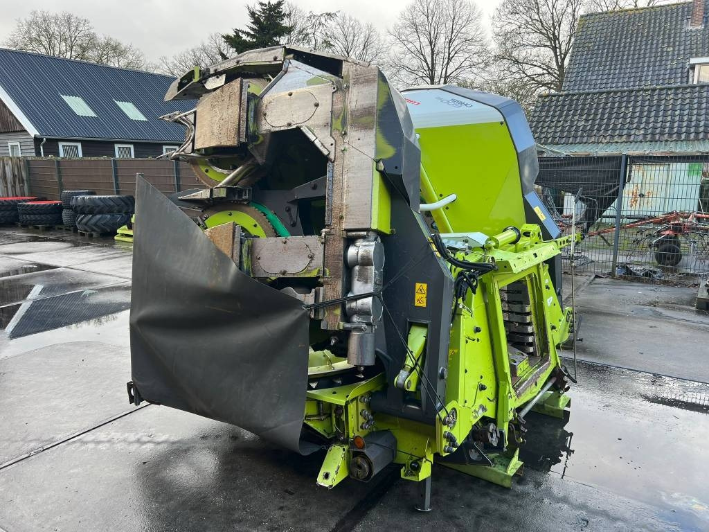 Hooi-/ Voedermachine Claas Orbis 600 SD