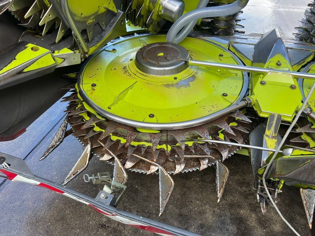 Hooi-/ Voedermachine Claas Orbis 600 SD