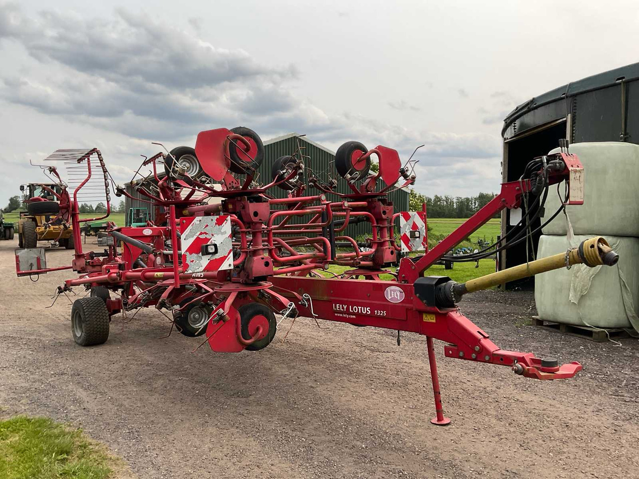Hooi-/ Voedermachine Lely Lotus 1325