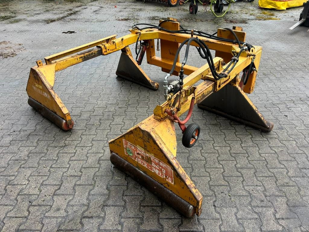 Hooi-/ Voedermachine Meijer CKM 2 balenklem