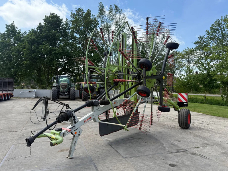 Hooischudder Claas Liner 2900 Zwadhark 2 rotorhark zwiller