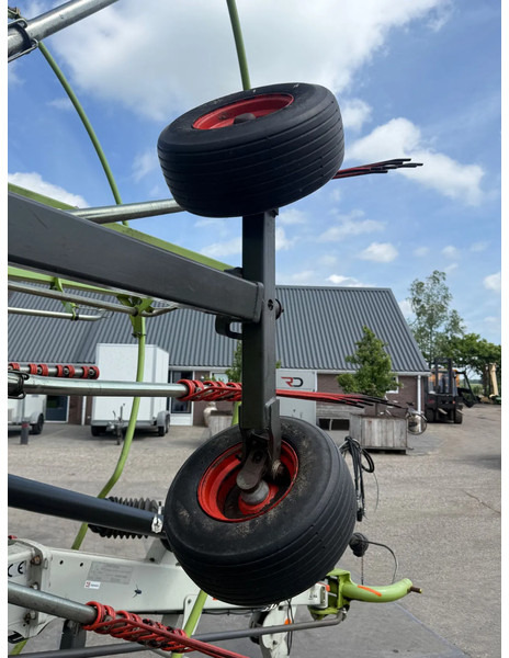 Hooischudder Claas Liner 2900 Zwadhark 2 rotorhark zwiller