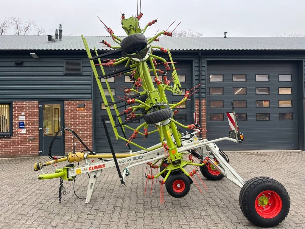 Hooischudder Claas Volto 1100 T