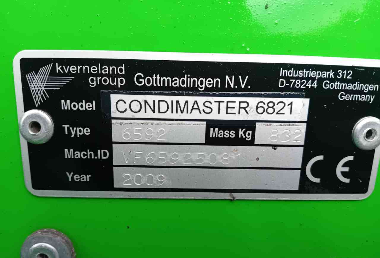 Hooischudder Deutz-Fahr Condimaster 6821 schudder weidebouwmachines