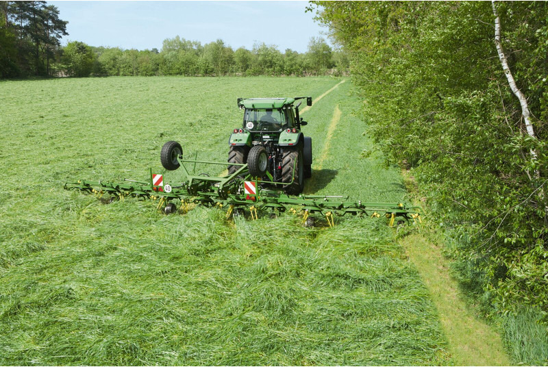 Hooischudder Krone getrokken schudders KWT met wielstel