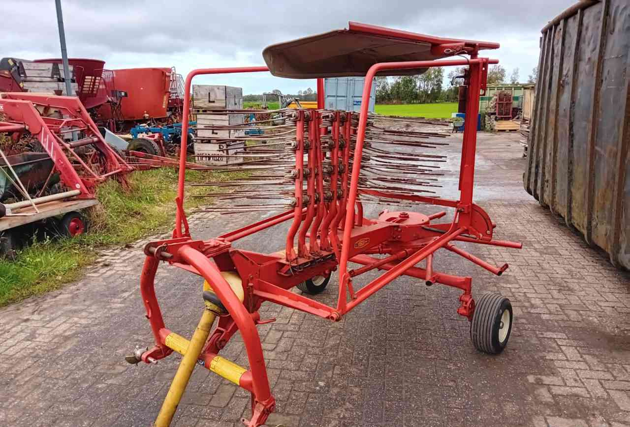 Hooischudder Kuhn GA4101GM zwadhark *Verkocht/sold*