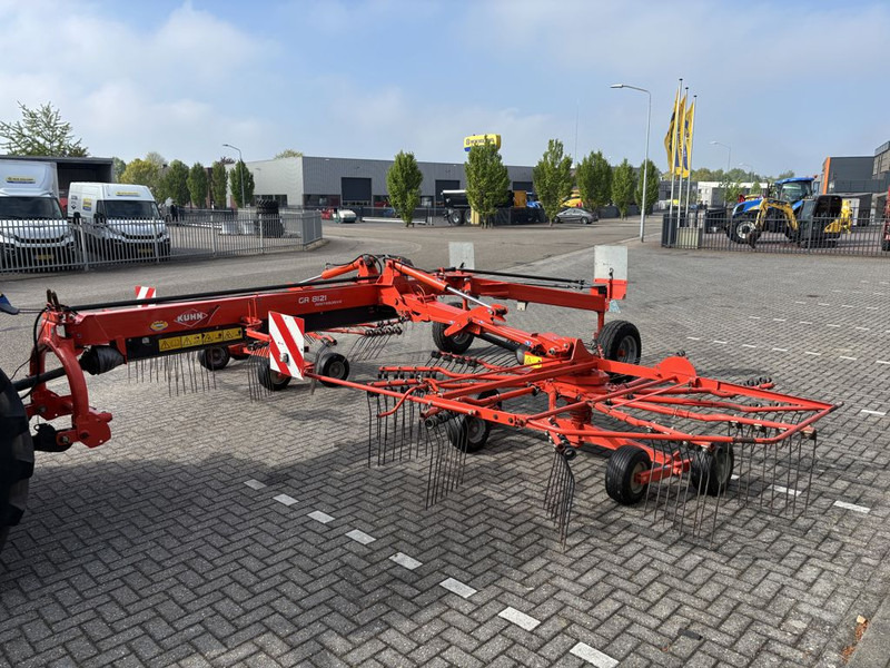 Hooischudder Kuhn GA8121 Cirkelhark