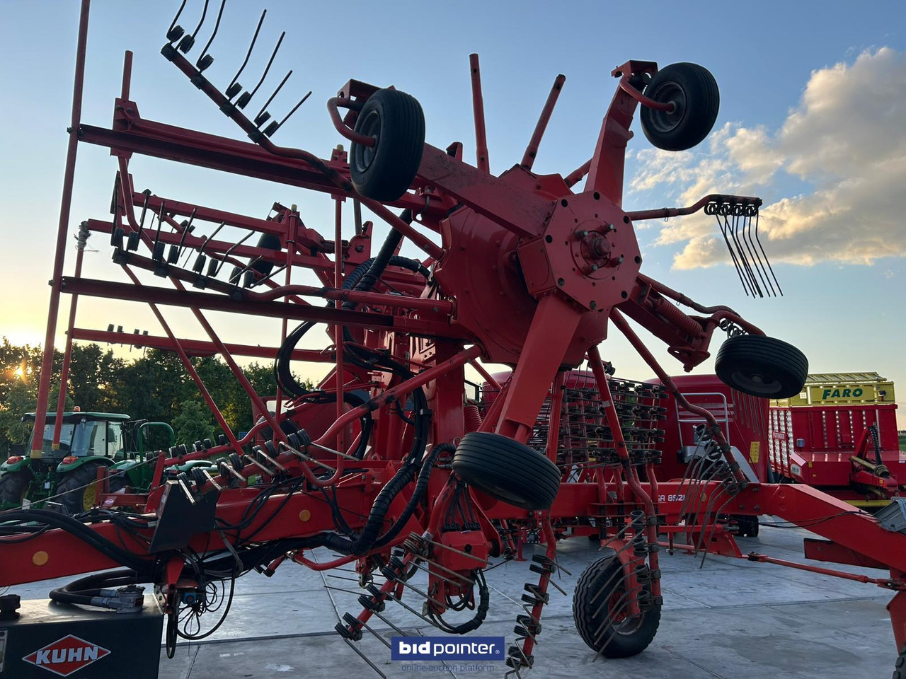 Hooischudder Kuhn GA8521