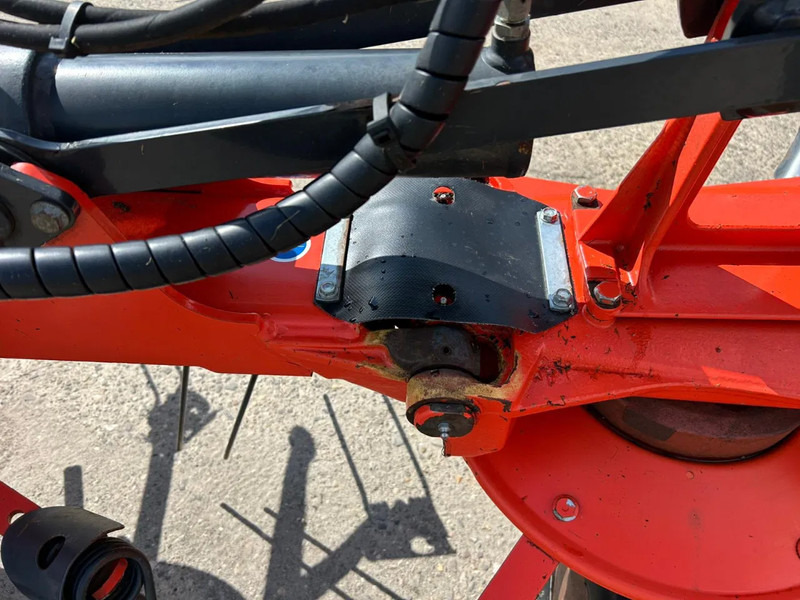 Hooischudder Kuhn GF 13012 Schudder Getrokken 13.00 meter