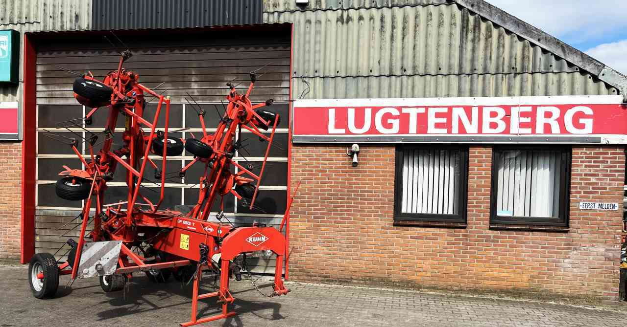 Hooischudder Kuhn GF 8501T Tedder Schudder Kreiselheuer weidebouwmachines