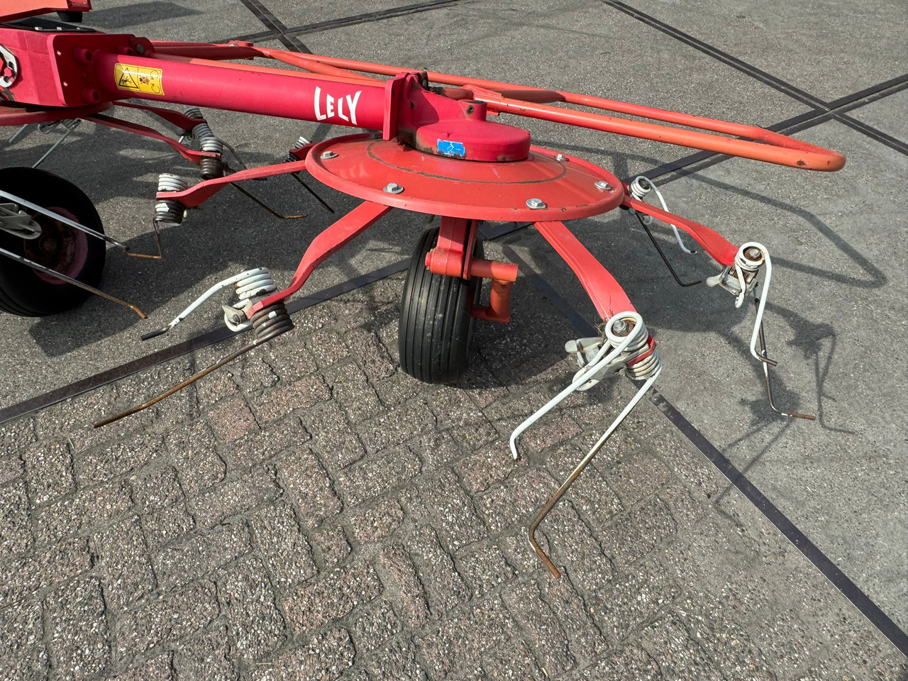 Hooischudder Lely Lotus 1020S