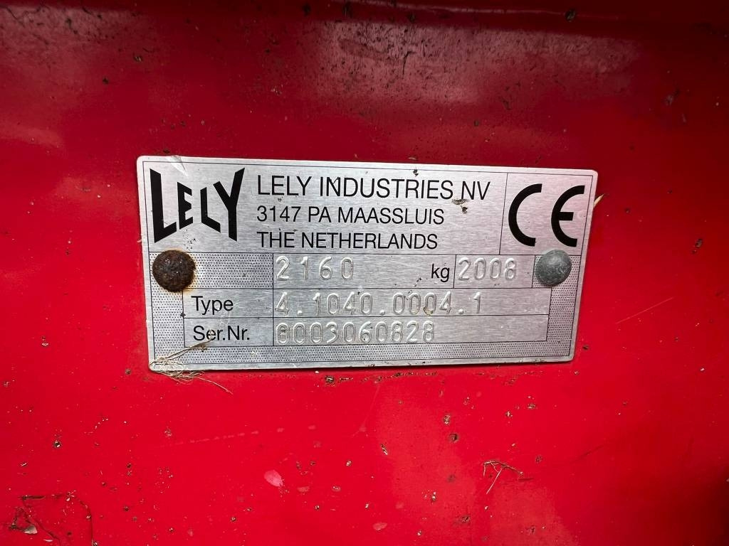 Hooischudder Lely Lotus 1325