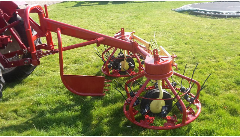 Hooischudder PZ strela