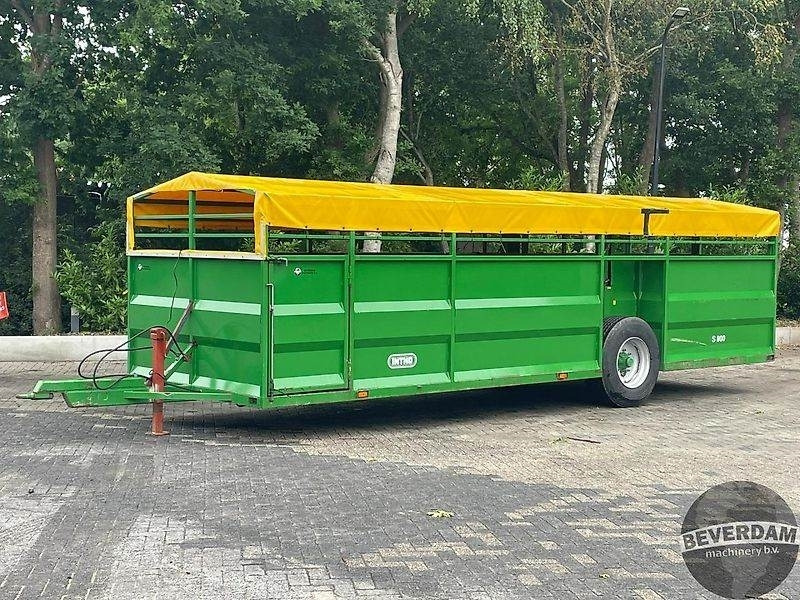 Landbouwmachine INTHO S800 veetrailer veewagen