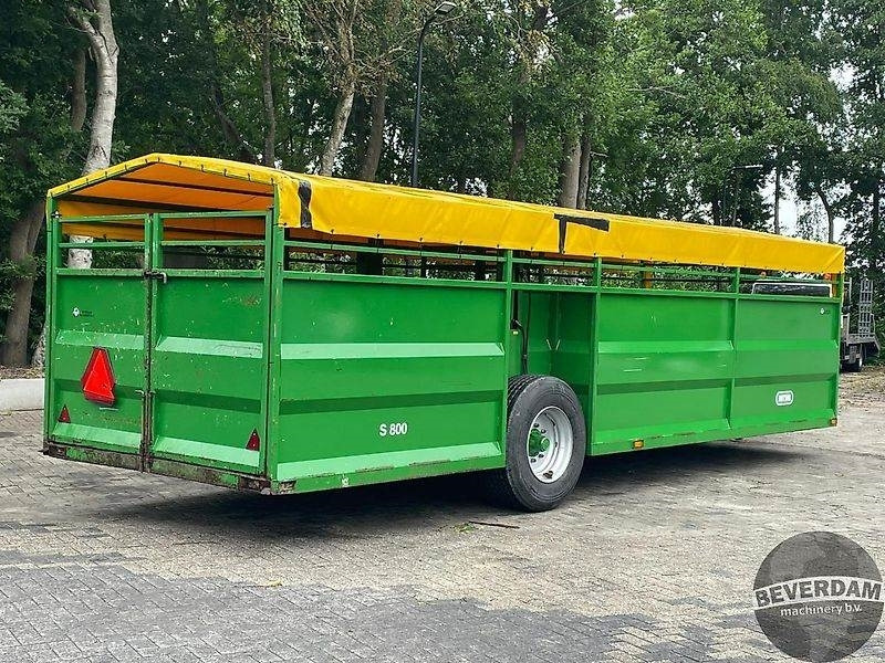 Landbouwmachine INTHO S800 veetrailer veewagen