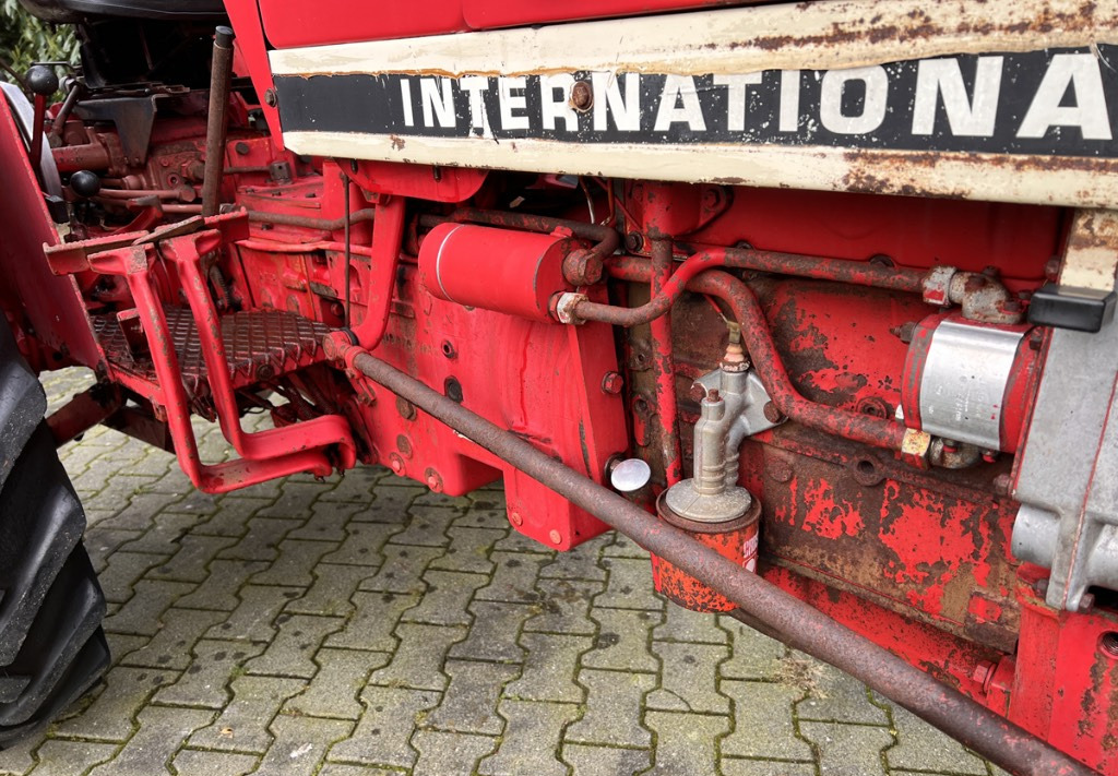 Tractor International 663: afbeelding 6