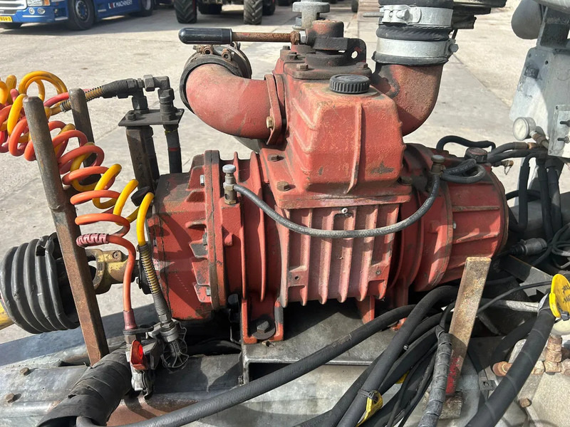 Landbouwmachine Jako 22000 Liter 22 m3 Vacuumtank 3 asser giertank mesttank