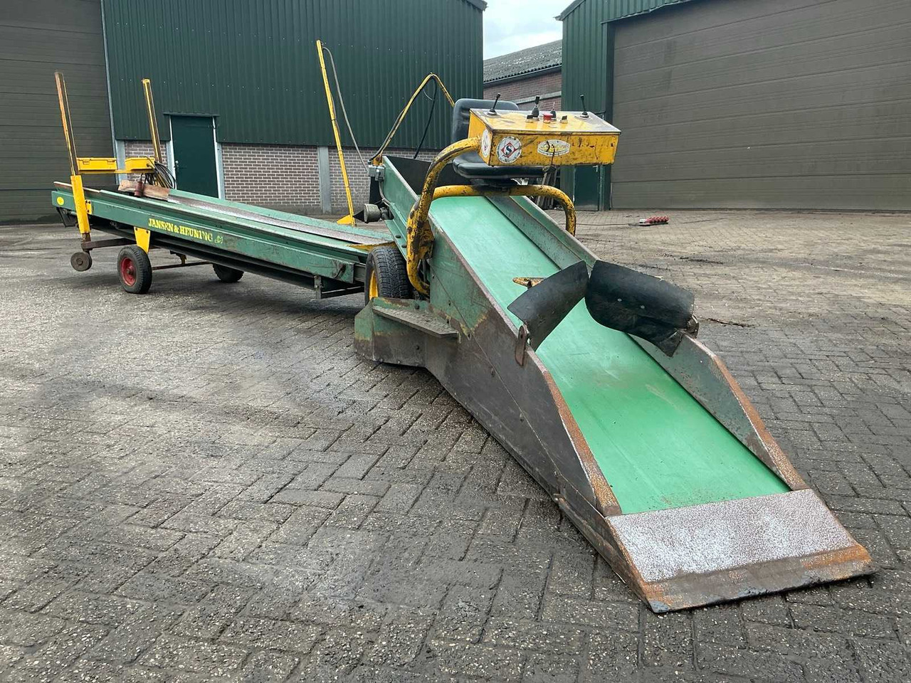 Landbouwmachine Jansen en heuning T50