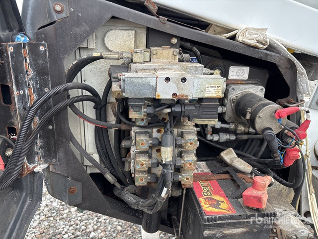 Klepelmaaier/ Mulcher 2011 Dino 160XT Towable Lift
