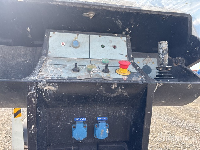 Klepelmaaier/ Mulcher 2015 Dino 160XTB II Towable Lift