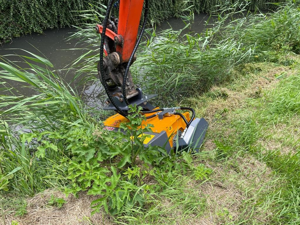 Klepelmaaier/ Mulcher Ferri klepelbak voor aan de kraan CW05 CW10 CW30