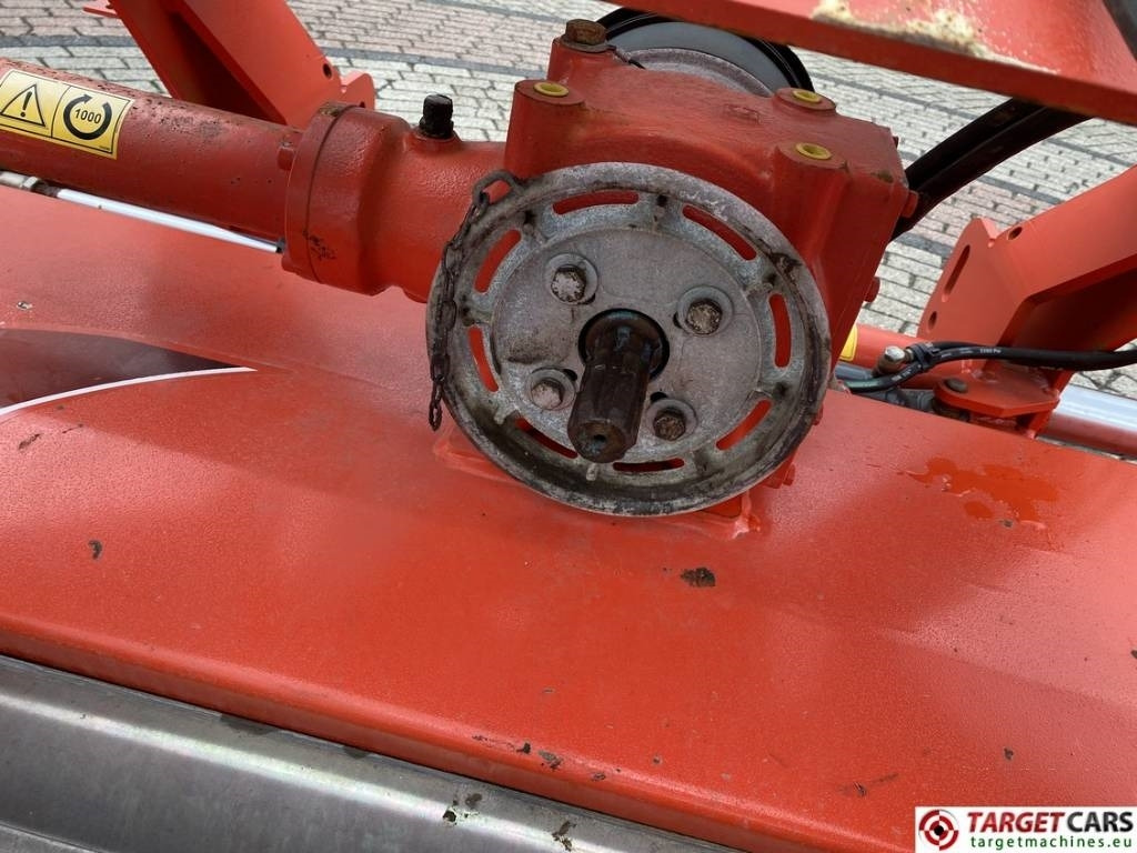 Klepelmaaier/ Mulcher Kuhn BPR305 Flail Mowing Deck 305cm