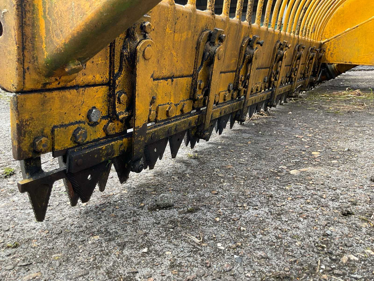 Klepelmaaier/ Mulcher Mower bucket with extension boom