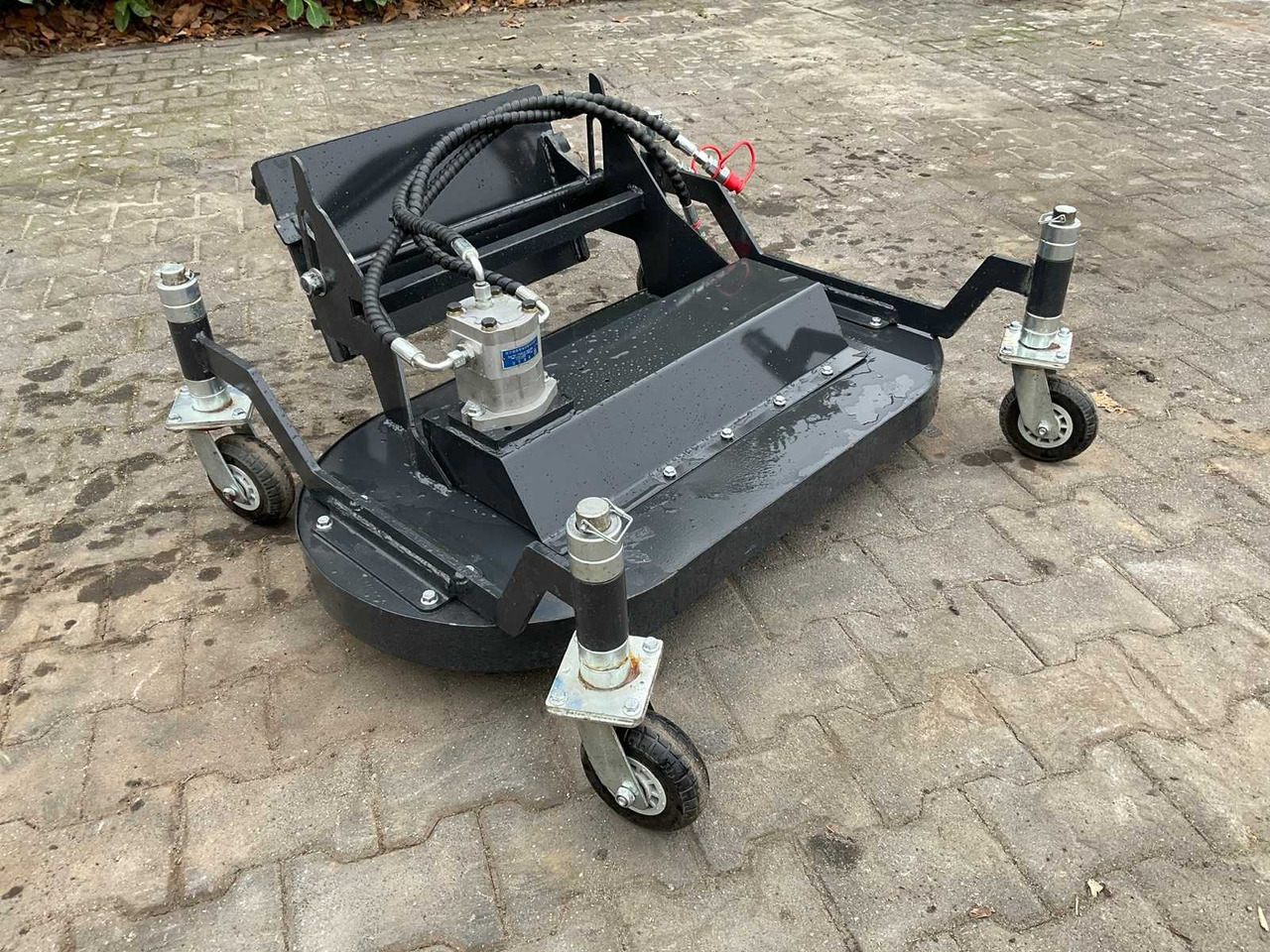 Klepelmaaier/ Mulcher Mowing topper (Avant wheel loader)