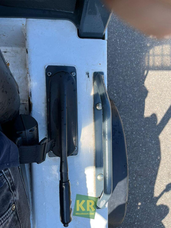 Kniklader AL400 GEHL
