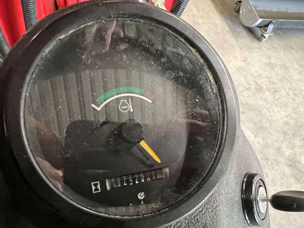 Kniklader Fuchs F 853 H