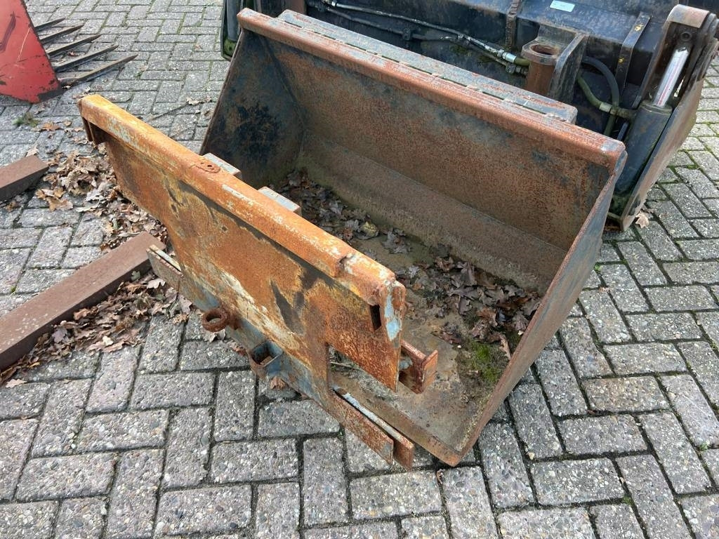 Kniklader Fuchs F 853 H