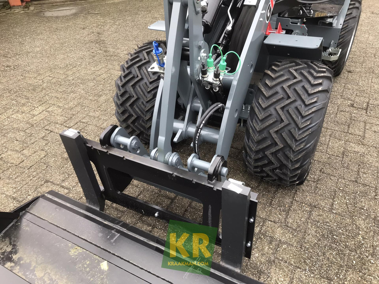 Kniklader G2700E Giant